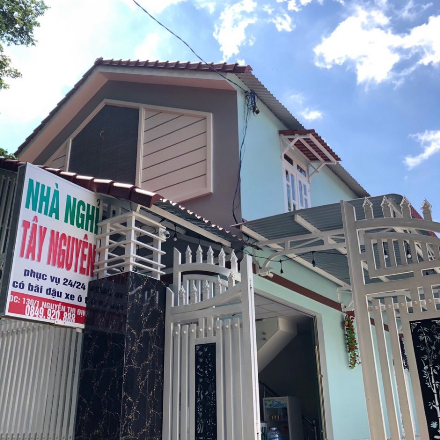 Nhà nghỉ BMT