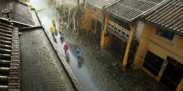 Du lịch mùa mưa lũ