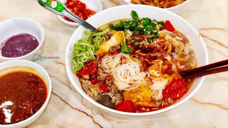 Top 10+ quán bún riêu ngon đậm đà, chuẩn vị tại Buôn Ma Thuột mới [hienthinam]