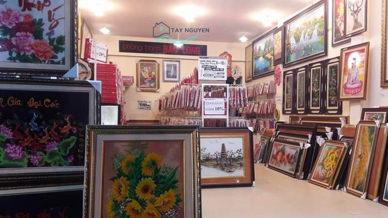 Cửa Hàng Tranh Thêu Vy Lâm