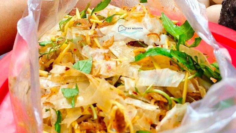 Quán bánh tráng trộn nào ngon tại Buôn Ma Thuột?
