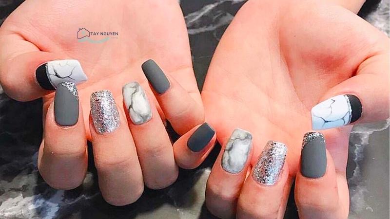Tiệm Nail Thu Thủy