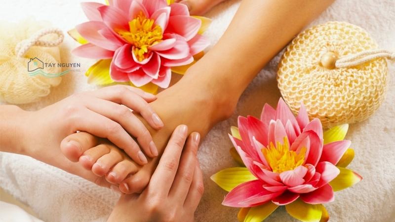 Foot and body massa 12 gia đình